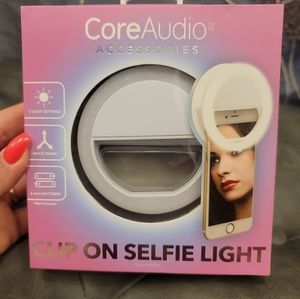 Clip on selfish light